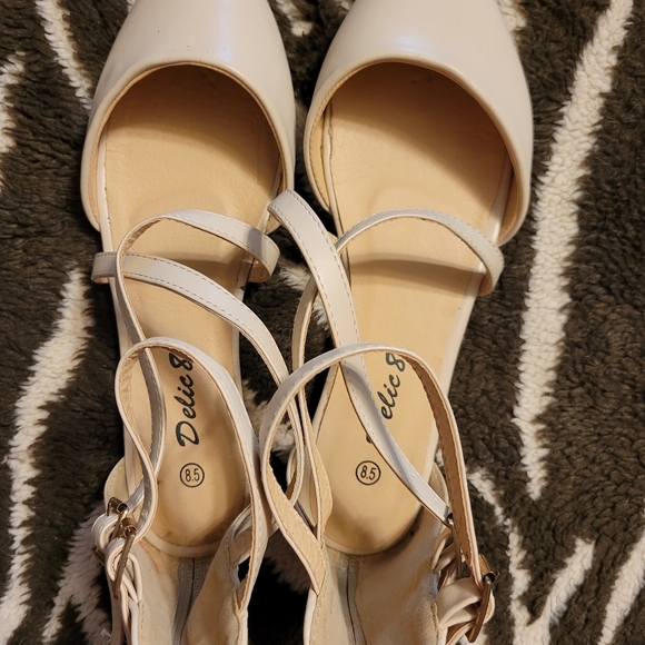 dELiA*s Shoes - Flat Shoes